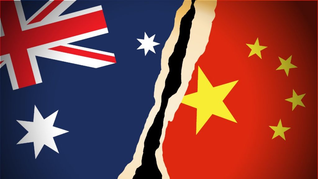 Drapeau chinois et drapeau australien