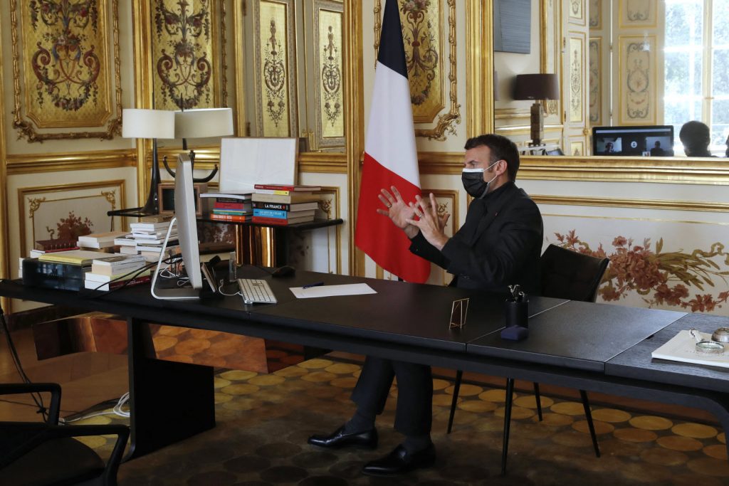 Emmanuel Macron annonçant la suppression de l'ENA