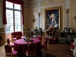 Photo beau restaurant parisien