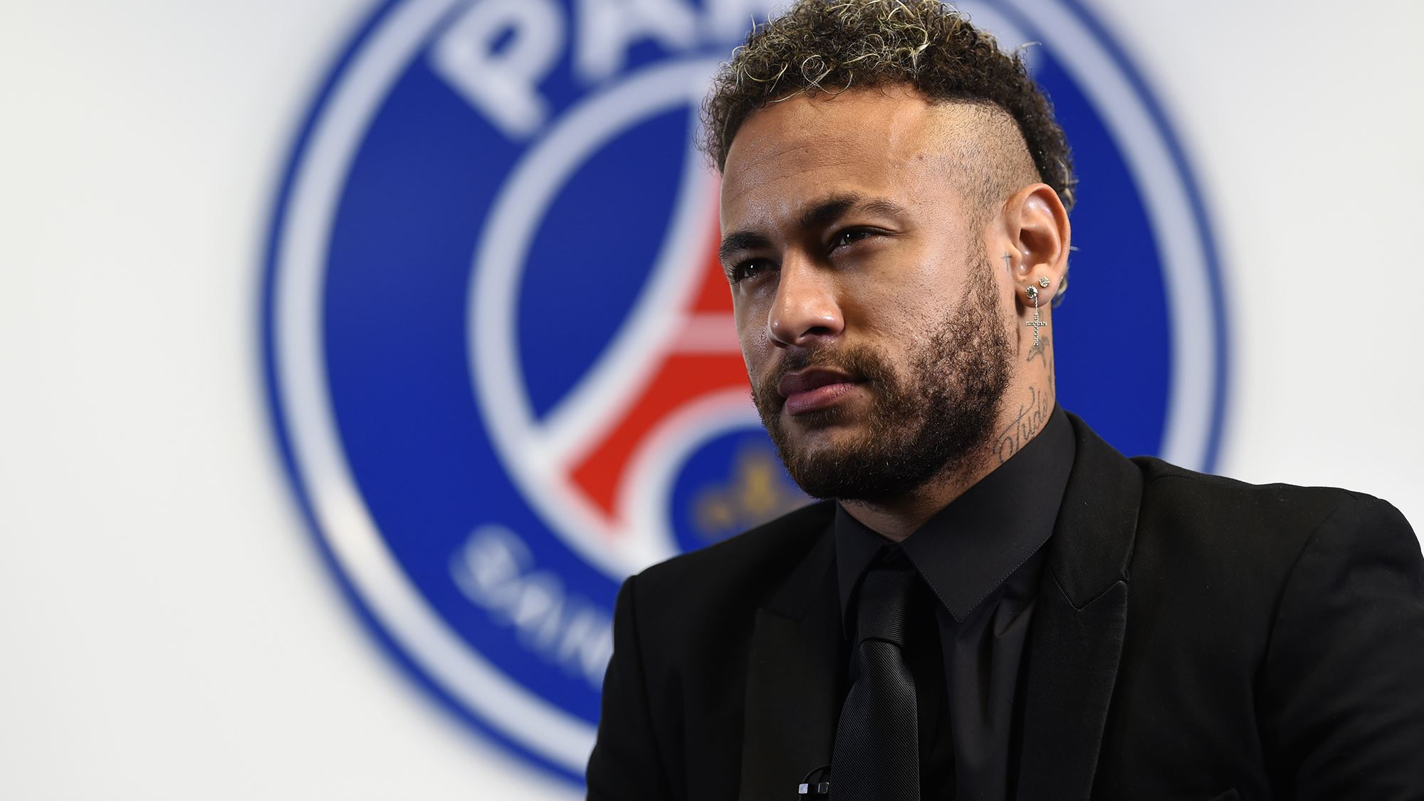 Neymar prolonge avec le PSG jusqu’en 2025