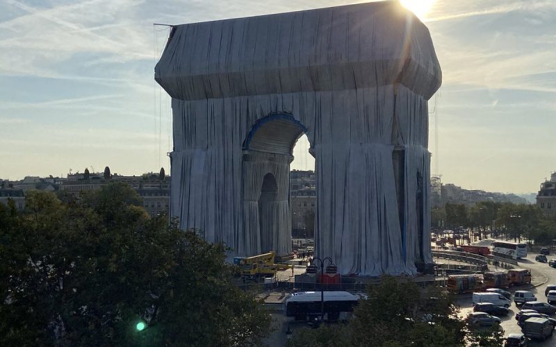 Arc de triomphe emballé