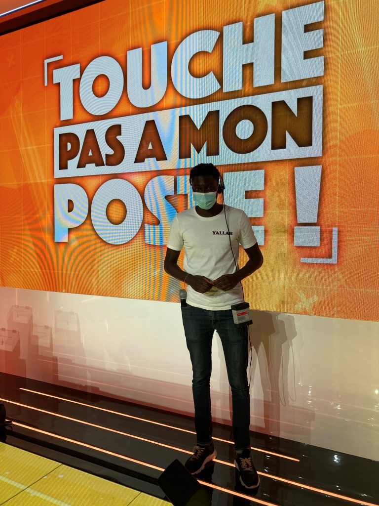 Eric Mendes lors de l'émission Touche Pas à Mon Poste / H20 Production – Banijay Compagny/ Valentin Francy