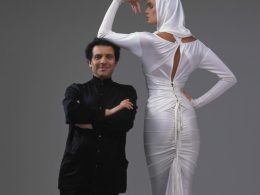 Photo de campagne pour le lancement du premier parfum de la Maison Alaïa en 2015