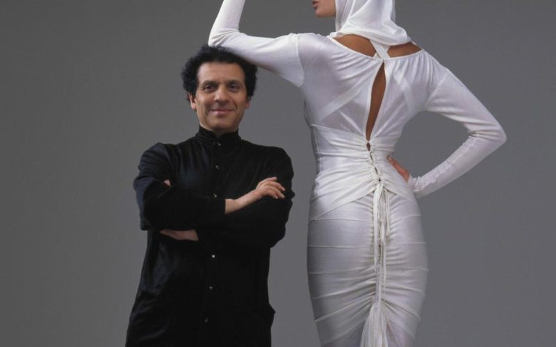 Photo de campagne pour le lancement du premier parfum de la Maison Alaïa en 2015