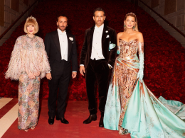 Anna Wintour, Tom Ford, Ryan Reynolds et Blake Lively lors du Met Gala 2022