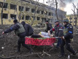 Femme maternité Marioupole Ukraine Guerre
