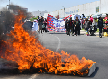 Une manifestation virulente au Pérou contre le pouvoir politique en place