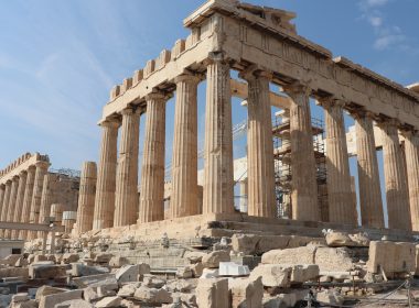 The friezes of the Parthenon were located on top of the monument and inside (©Pexel).