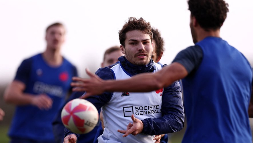 Antoine Dupont a débuté sa préparation olympique en rejoignant les rangs de France 7. (crédit: AFP - FRANCK FIFE)