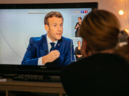 Emmanuel Macron s'adresse à la nation, le 14 octobre 2020. (Photo by Marc Piasecki/Getty Images)