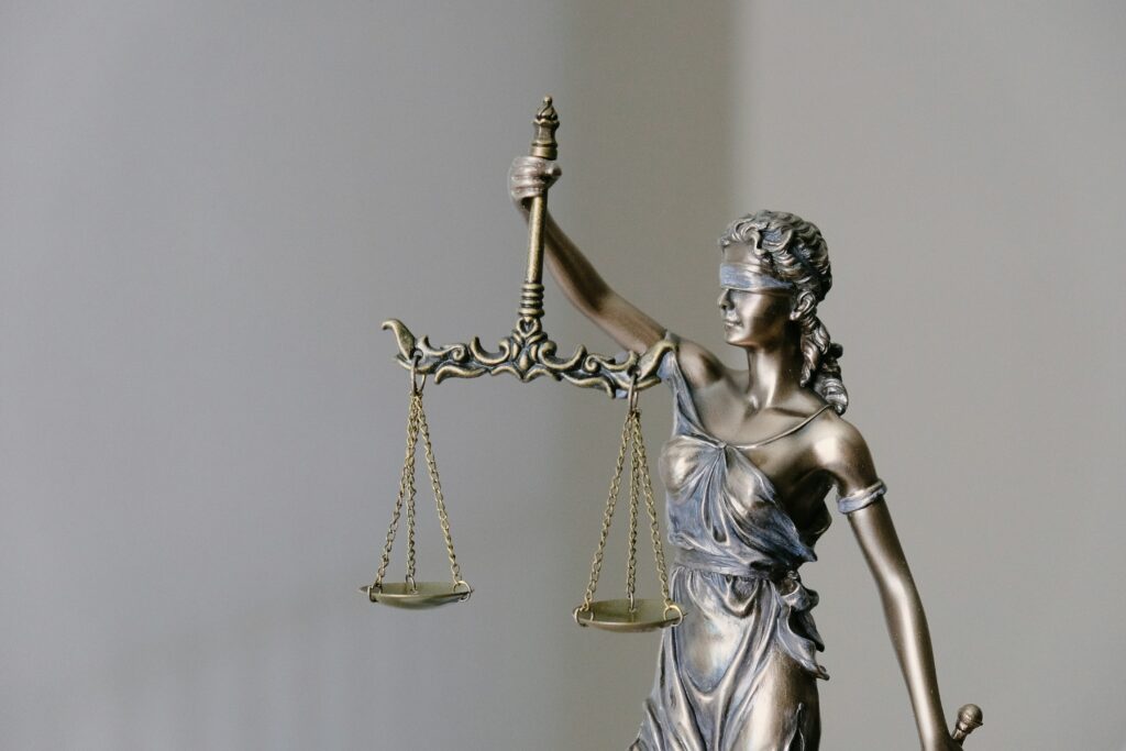 L’indépendance et l’impartialité sont deux principes inscrits dans la Convention Européenne des Droits de l'Homme. @Unsplash